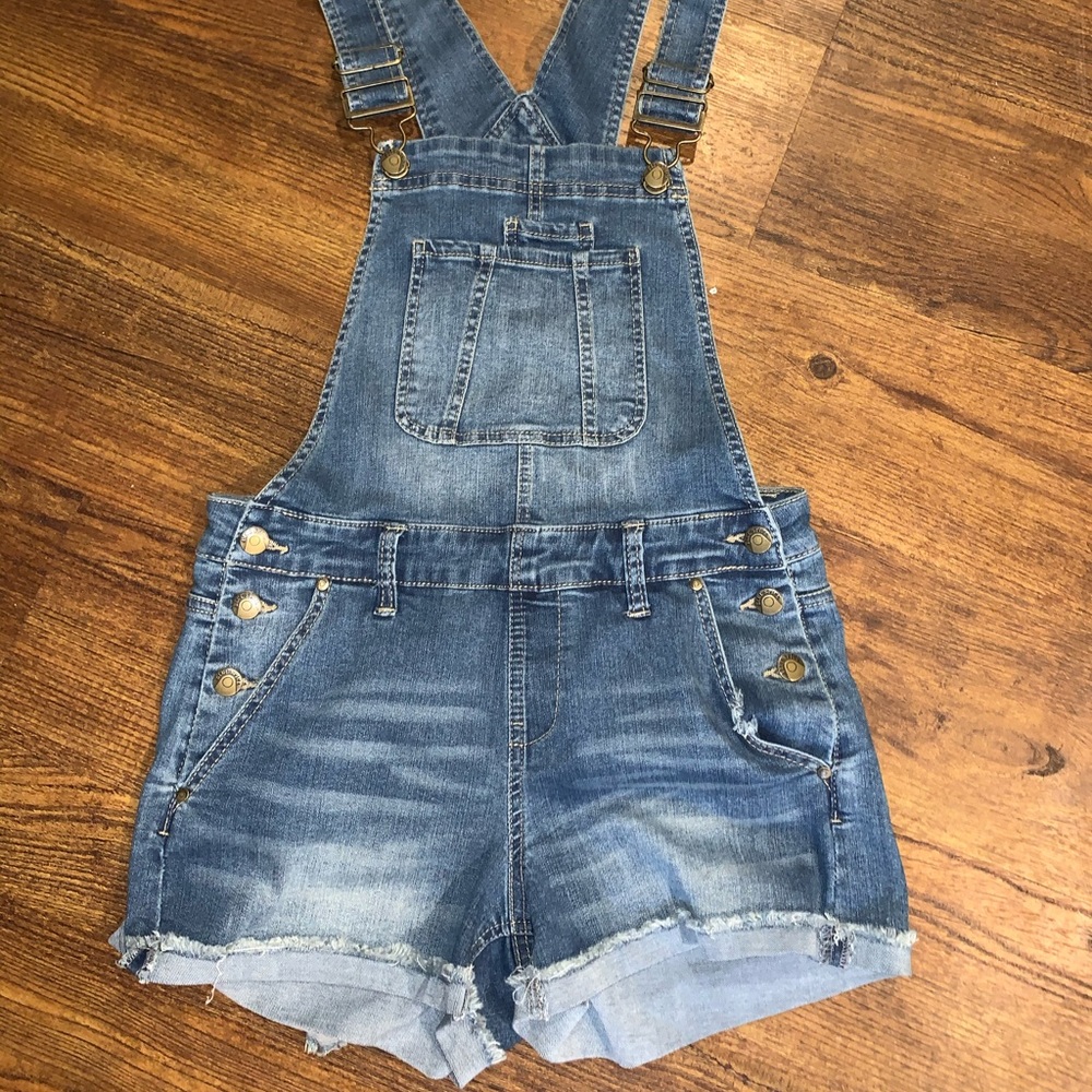 overall shorts